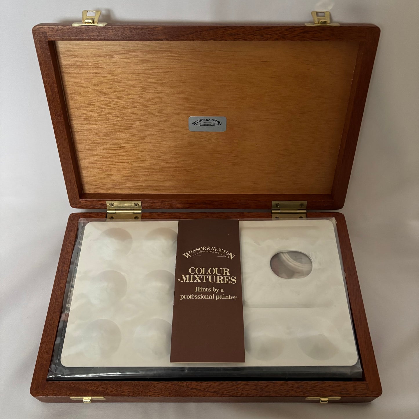 Winsor & Newton MAHOGANY Artists' Watercolours 24 Whole Pans