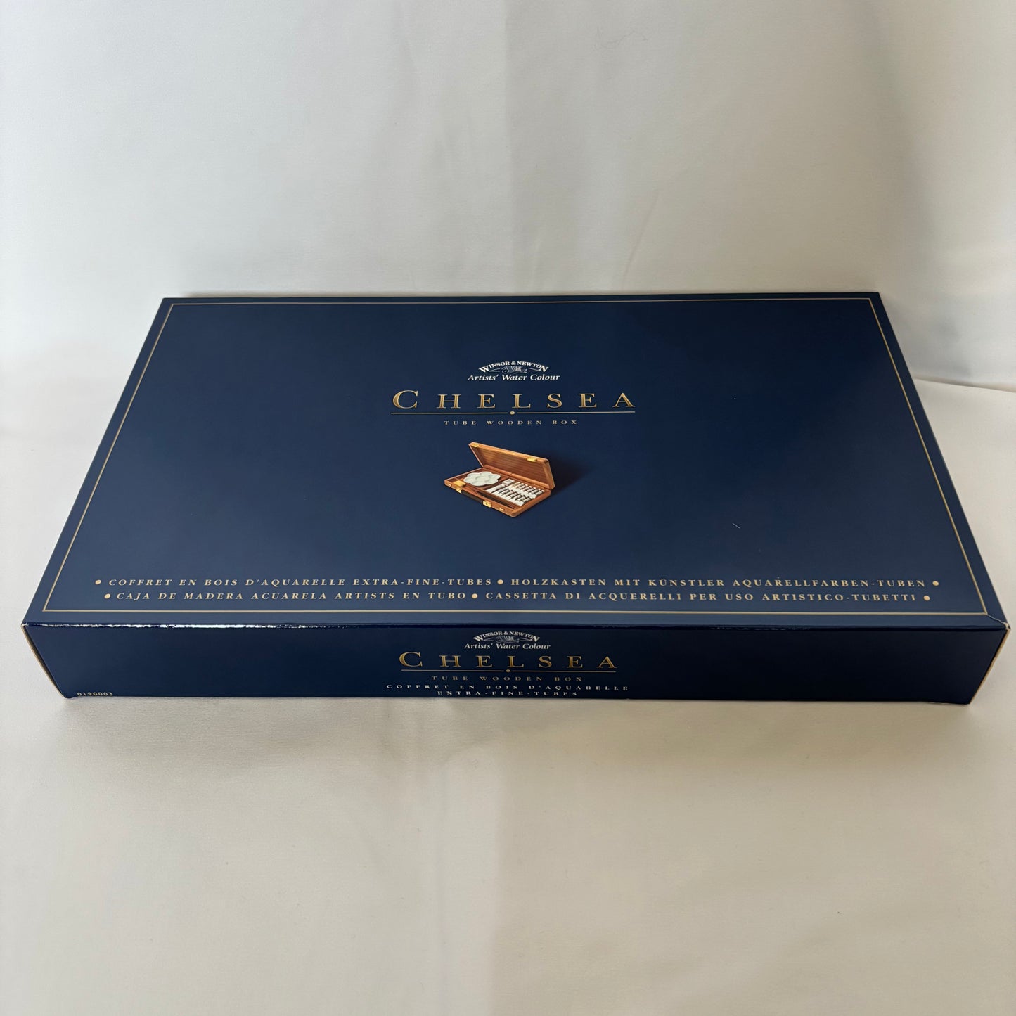 Winsor & Newton CHELSEA Artists' Watercolour Tube Wooden Box