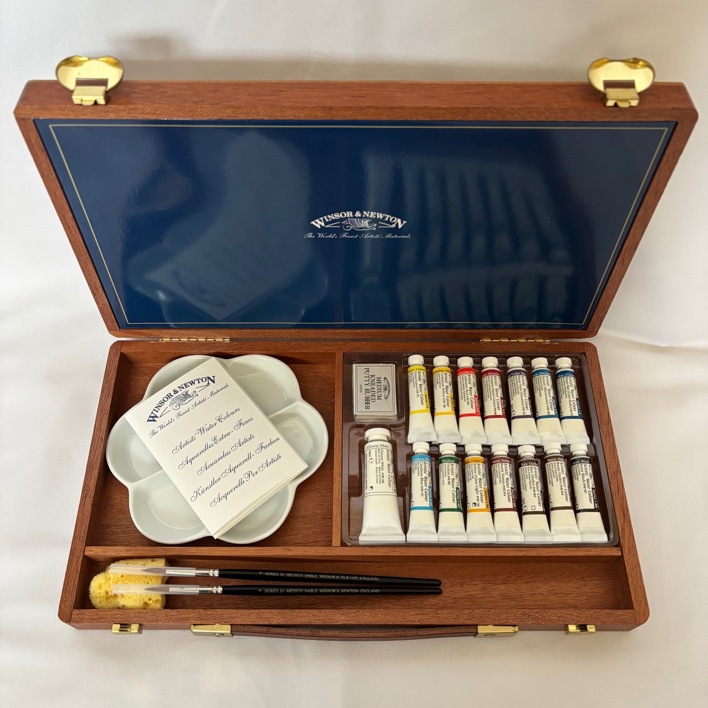 Winsor & Newton CHELSEA Artists' Watercolour Tube Wooden Box
