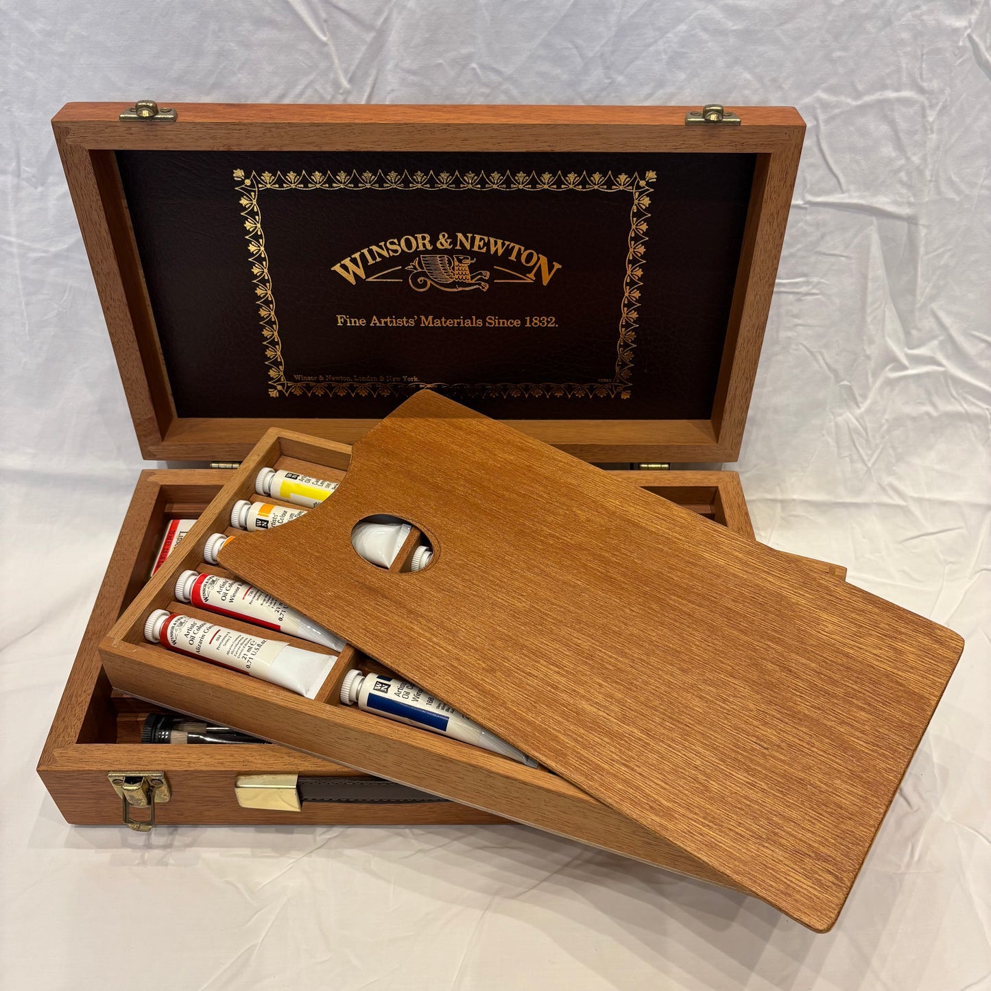 Winsor & Newton Kensington Artists' Oil Colour Box (Original)